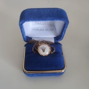 Elegant Gold Toned, Real Flower Necklace